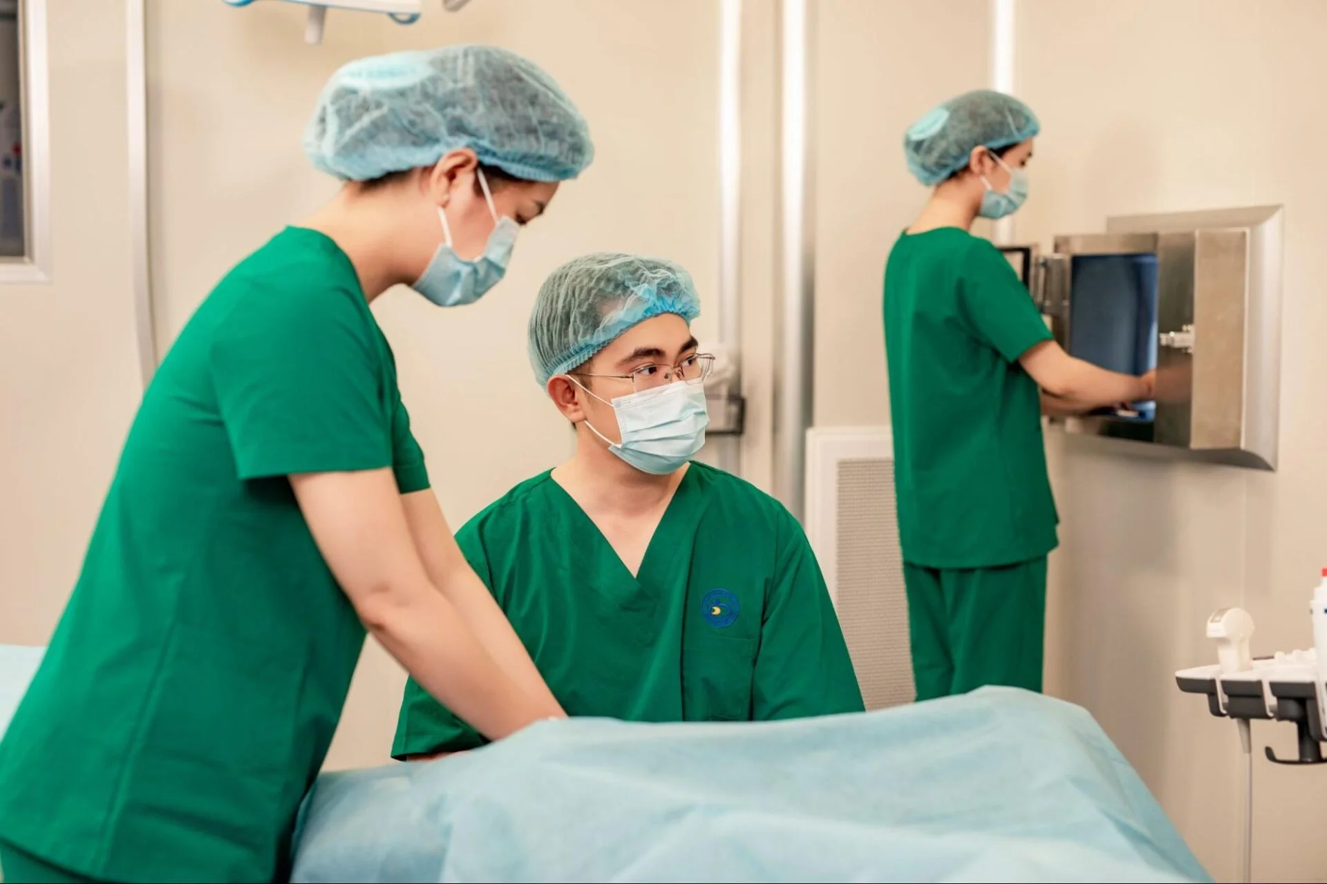 Làm IVF kiêng quan hệ bao lâu?